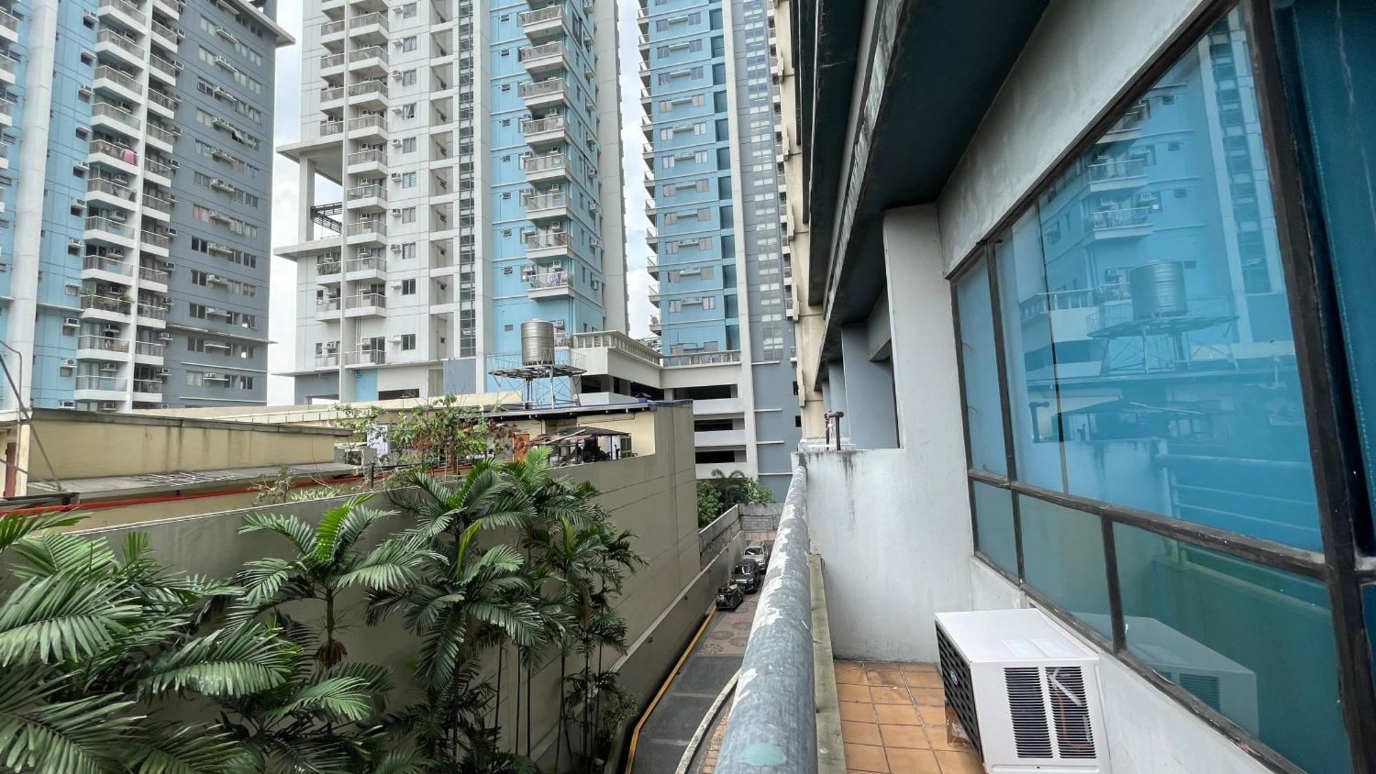 The Garden Heights Condominium Quezon City Exterior photo